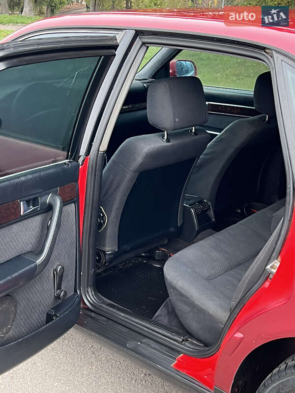 Седан Audi A6 1995 в Рівному