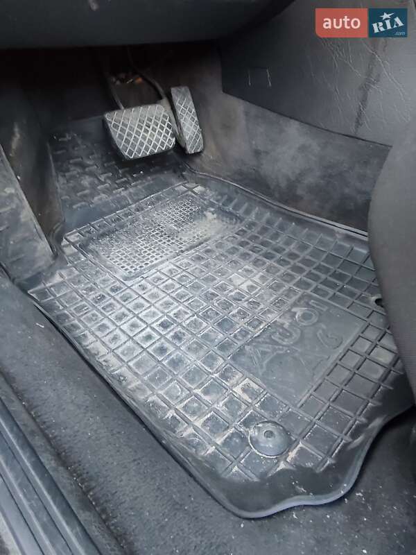 Універсал Audi A6 1996 в Брюховичах