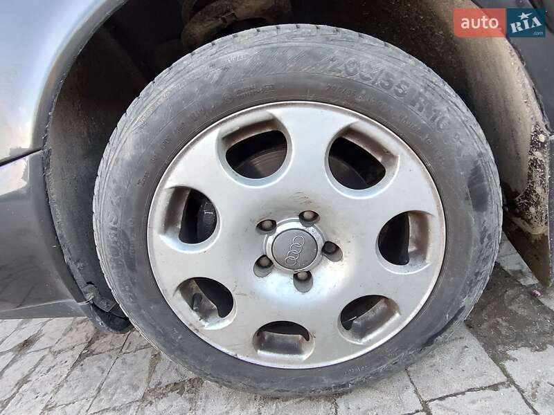 Універсал Audi A6 1996 в Брюховичах