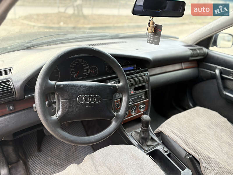 Седан Audi A6 1995 в Івано-Франківську