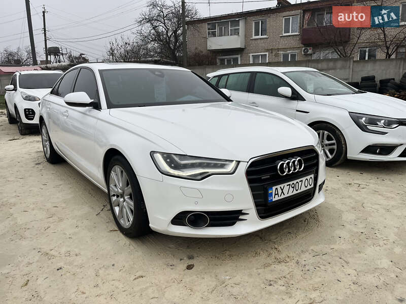 Седан Audi A6 2014 в Краснограде