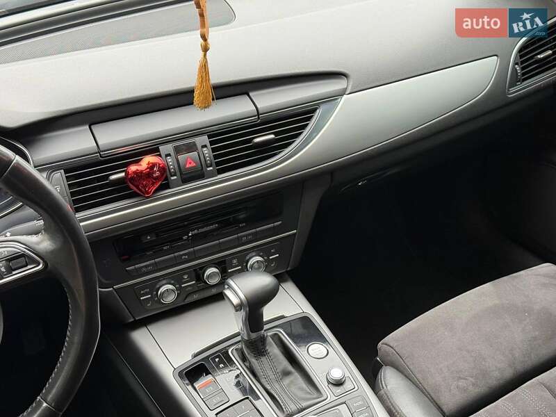 Седан Audi A6 2012 в Одессе