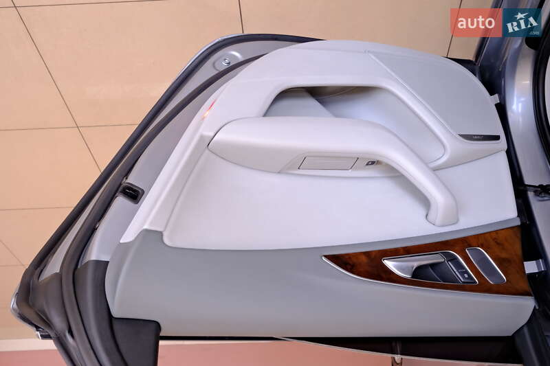 Седан Audi A6 2013 в Одессе