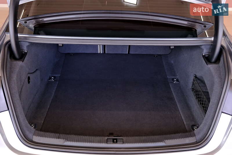 Седан Audi A6 2013 в Одессе