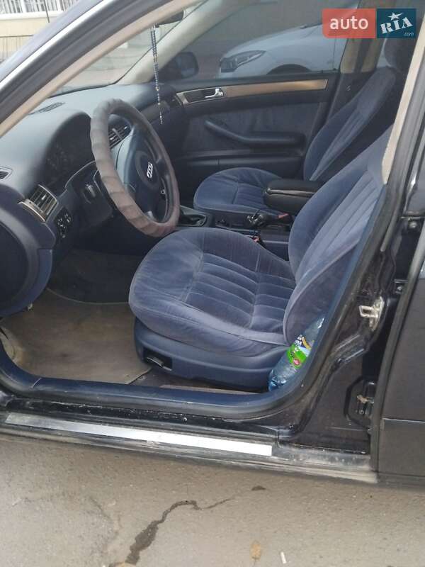 Седан Audi A6 2000 в Белогорье