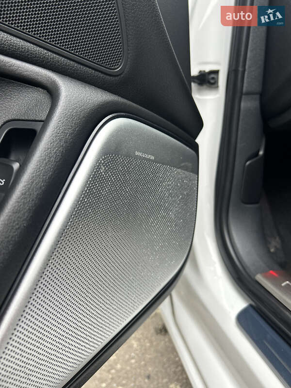 Седан Audi A6 2013 в Корсуне-Шевченковском