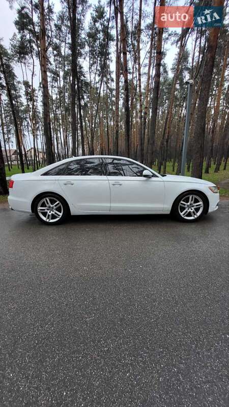 Седан Audi A6 2014 в Киеве