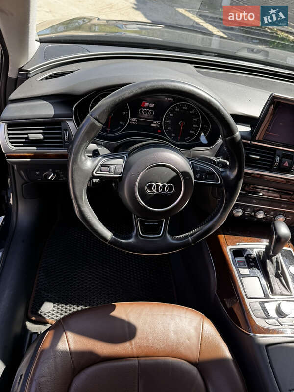 Седан Audi A6 2015 в Кременчуці