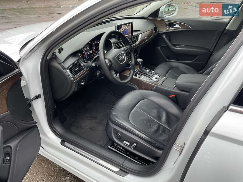 Седан Audi A6 2016 в Рівному