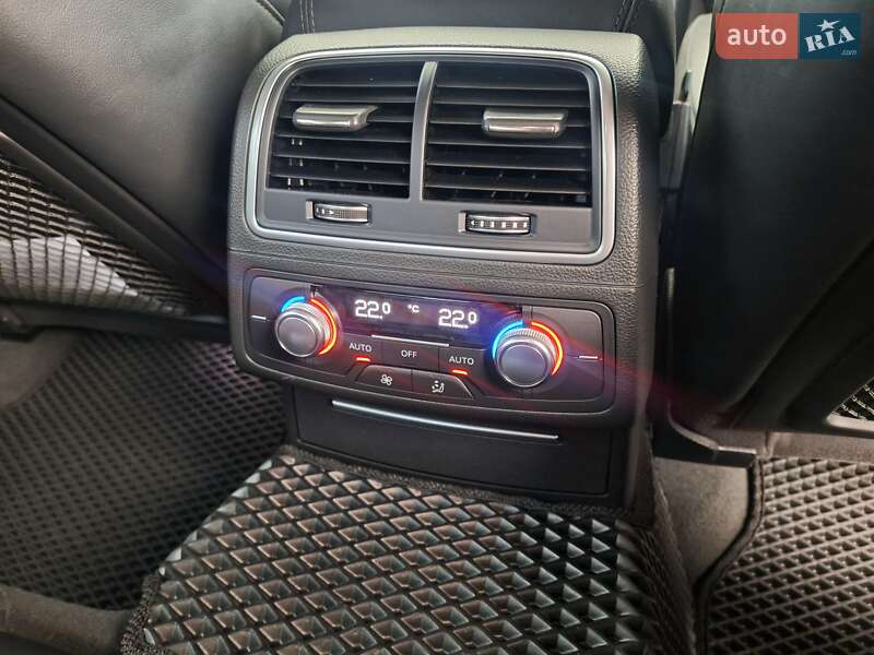 Седан Audi A6 2015 в Ивано-Франковске