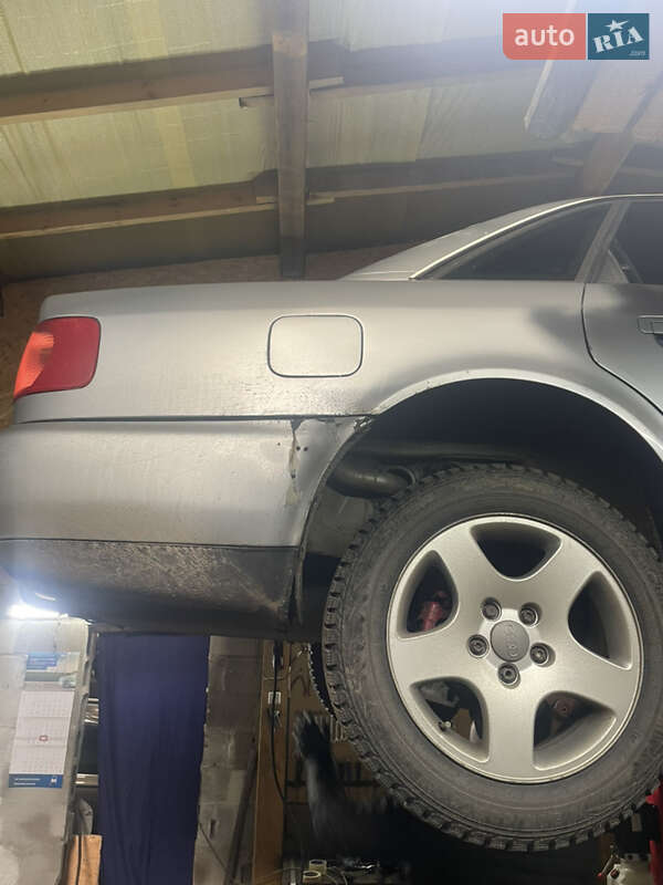 Седан Audi A6 1997 в Макарове