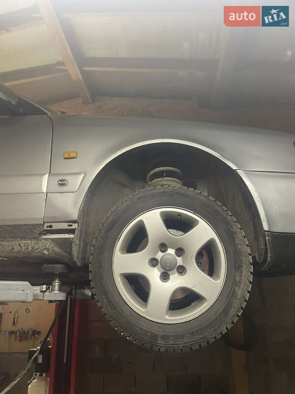 Седан Audi A6 1997 в Макарове