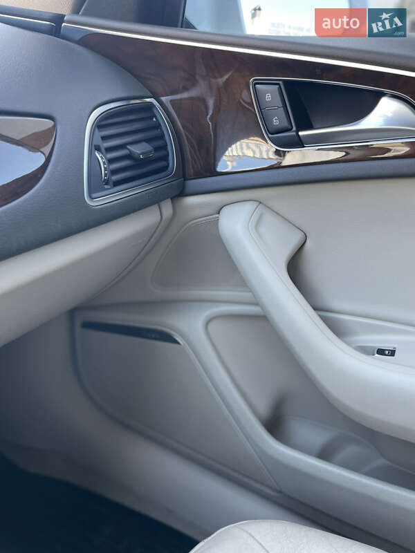 Седан Audi A6 2016 в Стрию