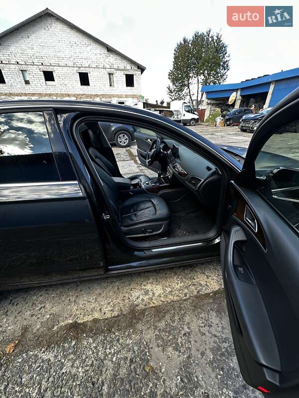 Седан Audi A6 2013 в Нововолынске