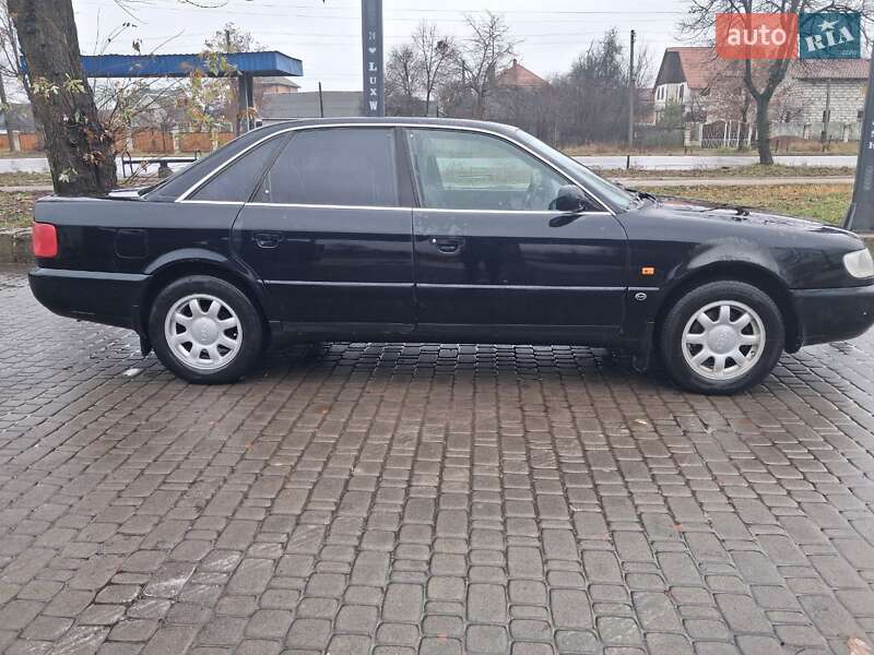 Седан Audi A6 1994 в Коростені