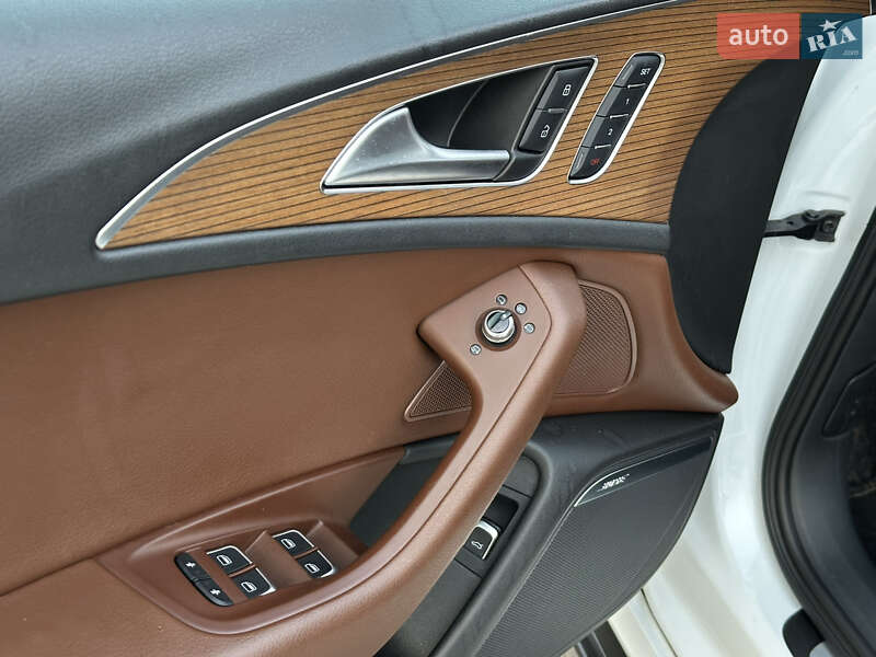 Седан Audi A6 2015 в Одессе