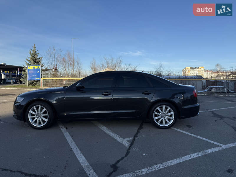 Седан Audi A6 2011 в Ивано-Франковске