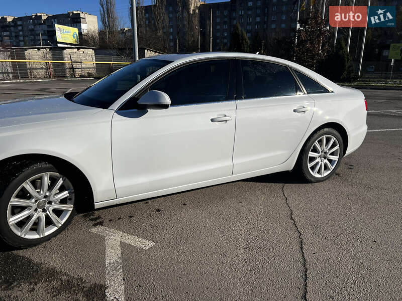 Седан Audi A6 2012 в Ивано-Франковске