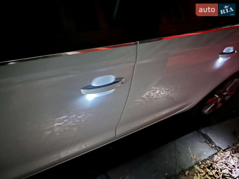 Седан Audi A6 2012 в Ивано-Франковске