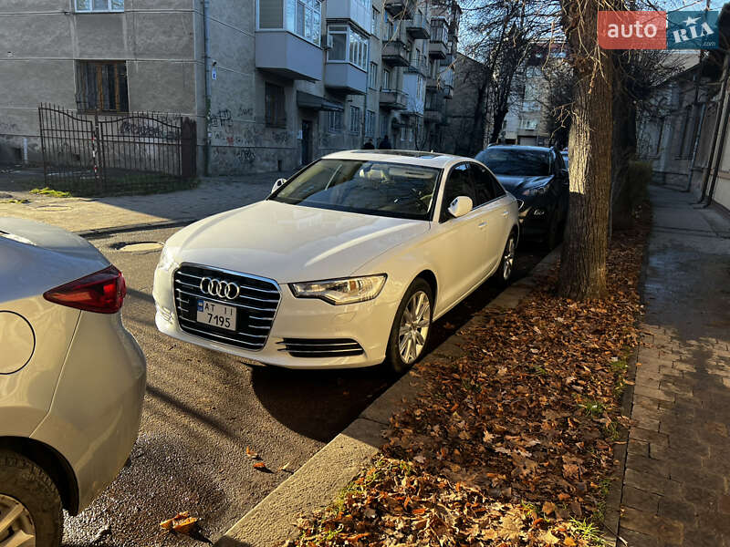 Седан Audi A6 2012 в Ивано-Франковске