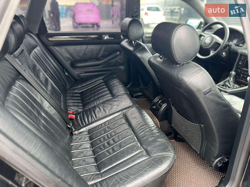 Універсал Audi A6 2000 в Житомирі