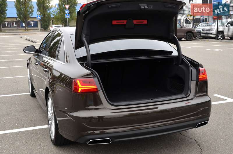 Седан Audi A6 2018 в Киеве
