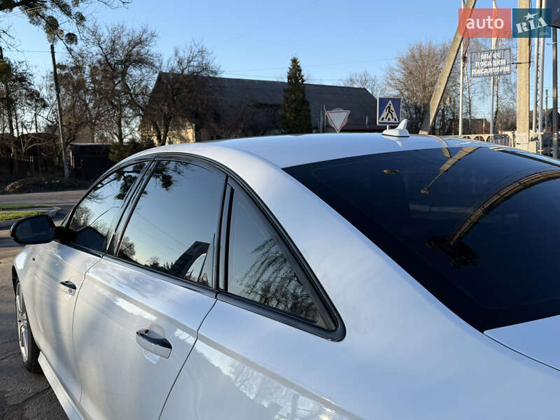 Седан Audi A6 2015 в Лубнах