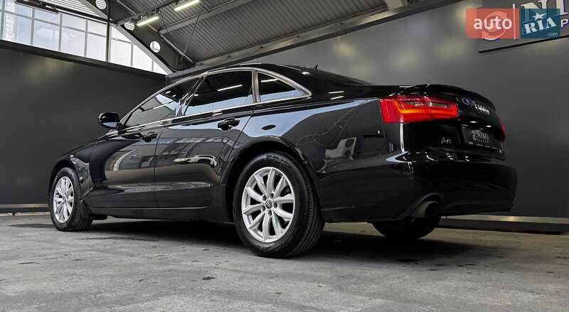 Седан Audi A6 2012 в Киеве