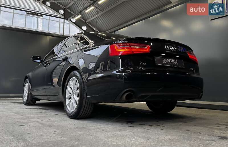 Седан Audi A6 2012 в Киеве