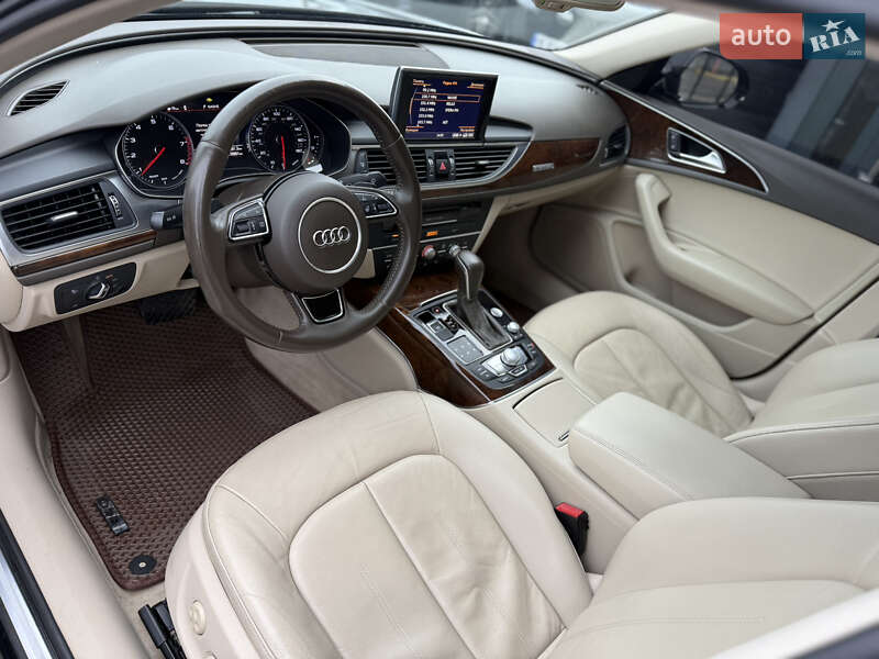 Седан Audi A6 2015 в Рівному