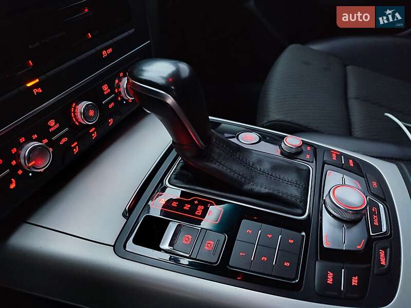 Седан Audi A6 2015 в Теофиполе