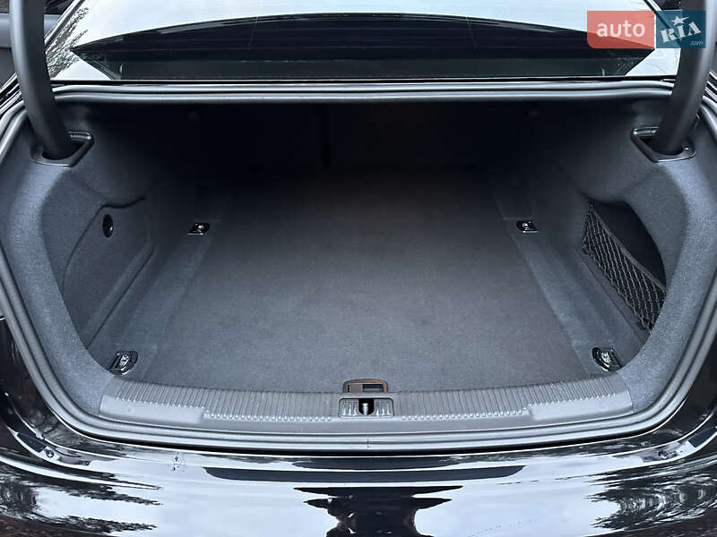 Седан Audi A6 2013 в Киеве