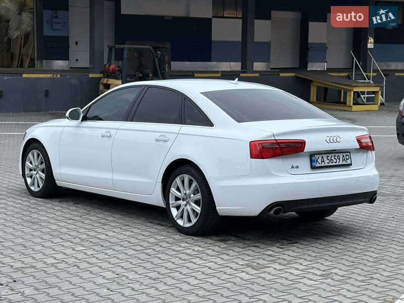 Седан Audi A6 2013 в Рівному