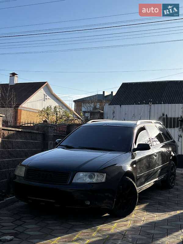 Универсал Audi A6 2003 в Близнюках