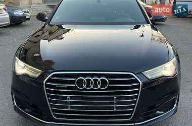Седан Audi A6 2015 в Киеве