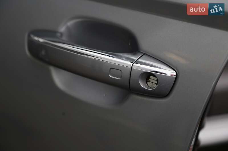 Седан Audi A6 2015 в Киеве