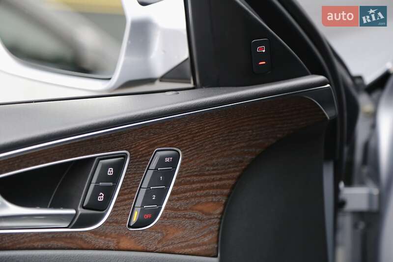 Седан Audi A6 2015 в Киеве