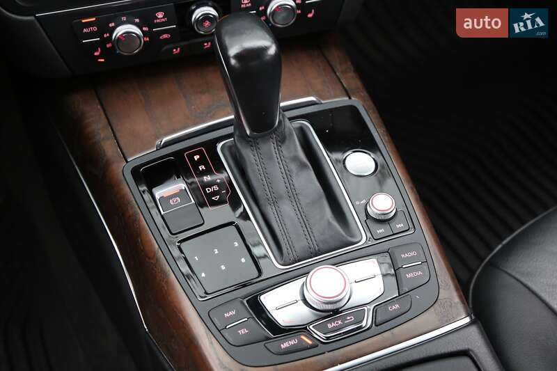 Седан Audi A6 2015 в Киеве