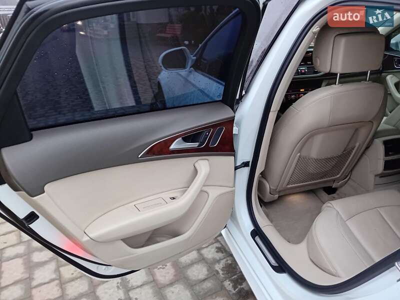 Седан Audi A6 2015 в Стрые