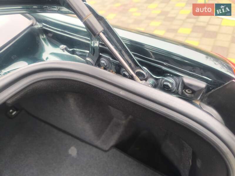 Седан Audi A6 1998 в Чернівцях