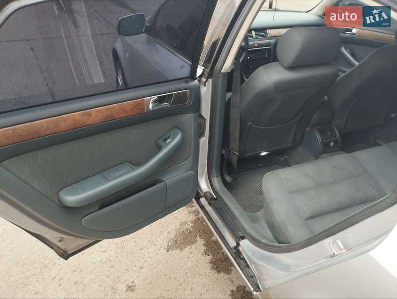 Седан Audi A6 1997 в Кривом Роге