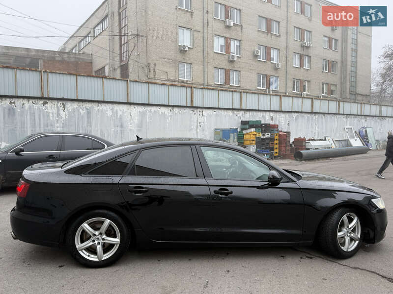 Седан Audi A6 2014 в Львове