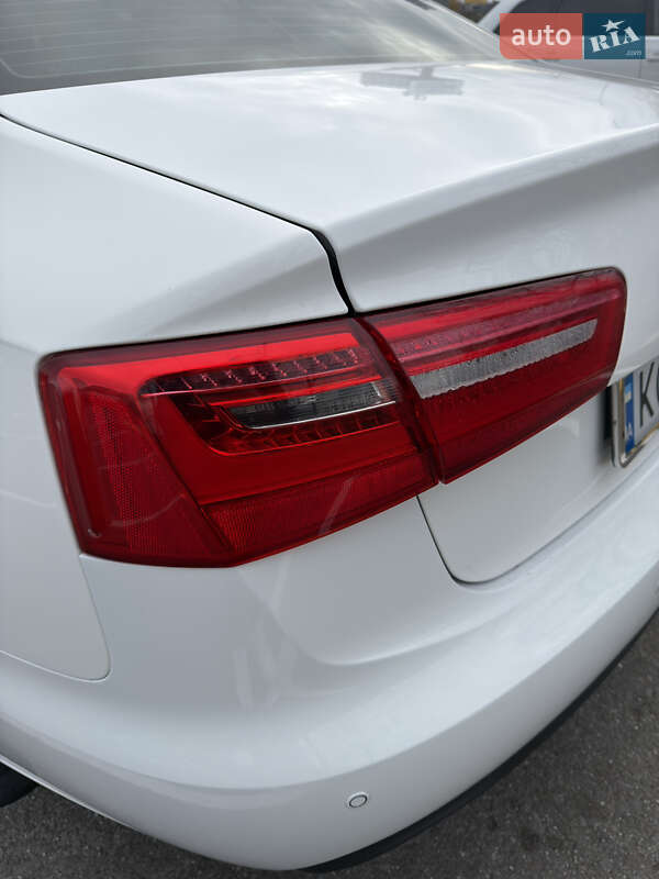 Седан Audi A6 2012 в Ужгороде