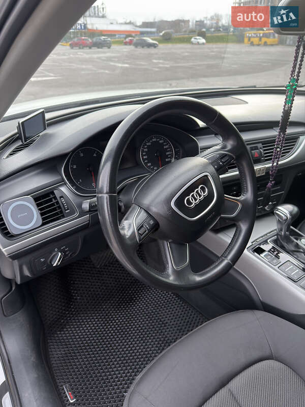 Седан Audi A6 2012 в Ужгороде