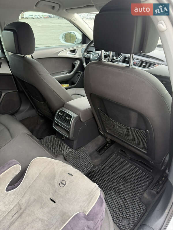 Седан Audi A6 2012 в Ужгороде