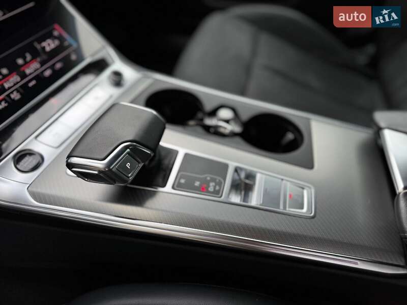 Седан Audi A6 2022 в Стрые