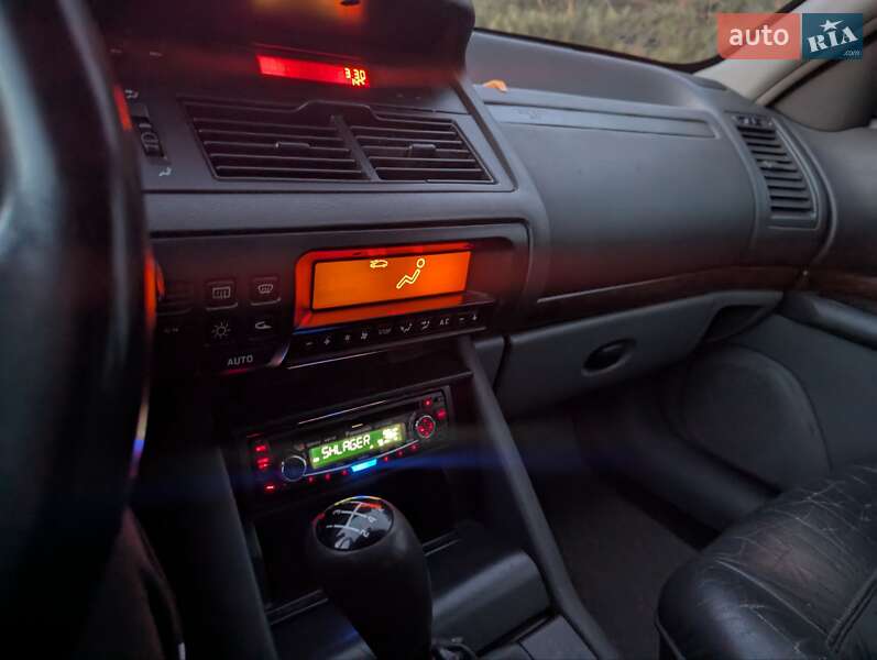 Седан Audi A6 1998 в Луцке