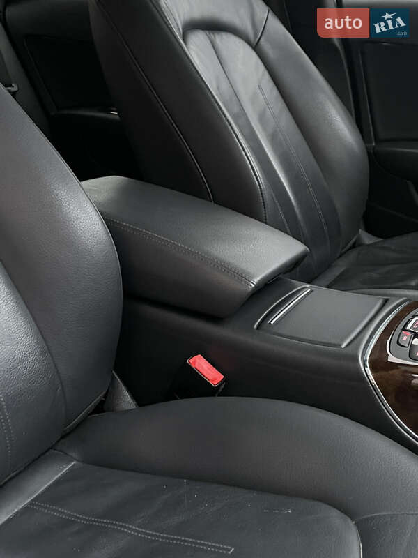 Седан Audi A6 2016 в Стрию