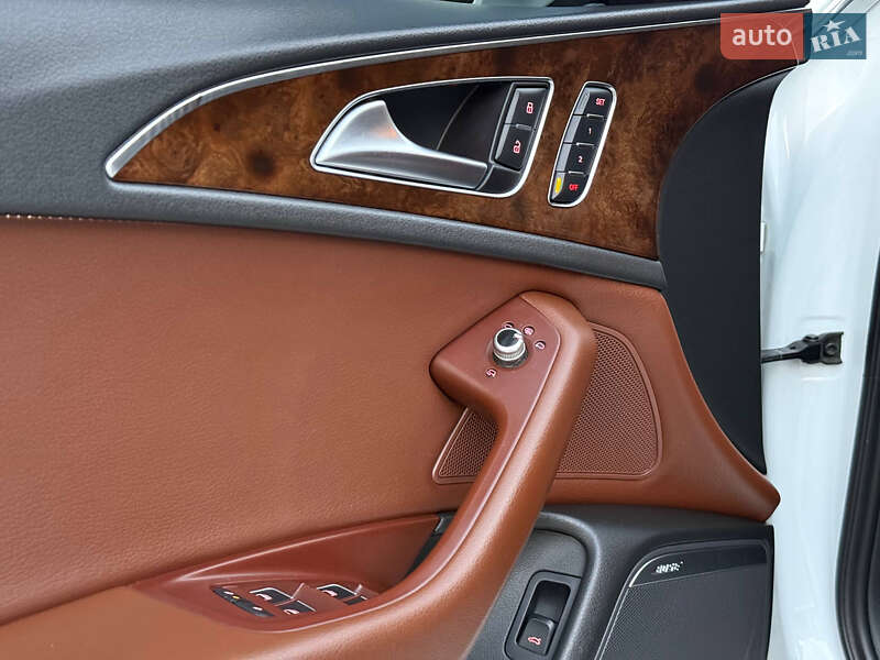 Седан Audi A6 2014 в Тараще