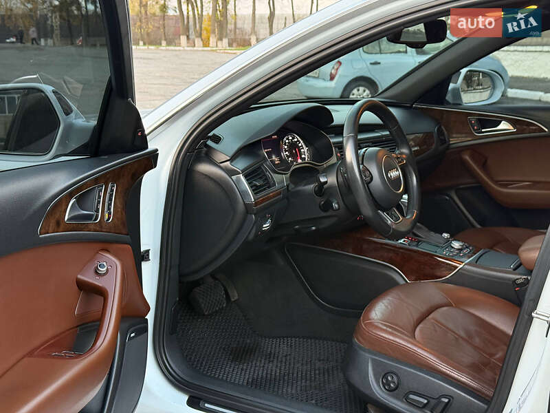 Седан Audi A6 2014 в Тараще